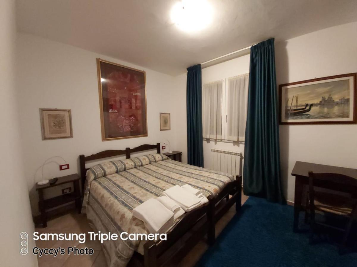 Bed & Breakfast 4U Parcheggio Interno Chiavari Exterior foto